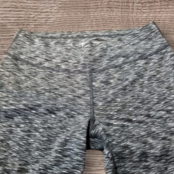 ALL IN MOTION GIRLS GRAY & BLK LEGGINGS SZ-XXL(18) - Picture 2 of 7